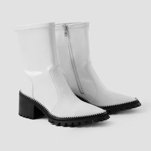 Silver rhinestone boots size 5